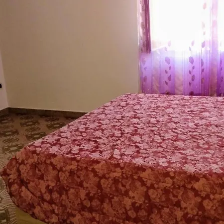 Pina بيت للعطل